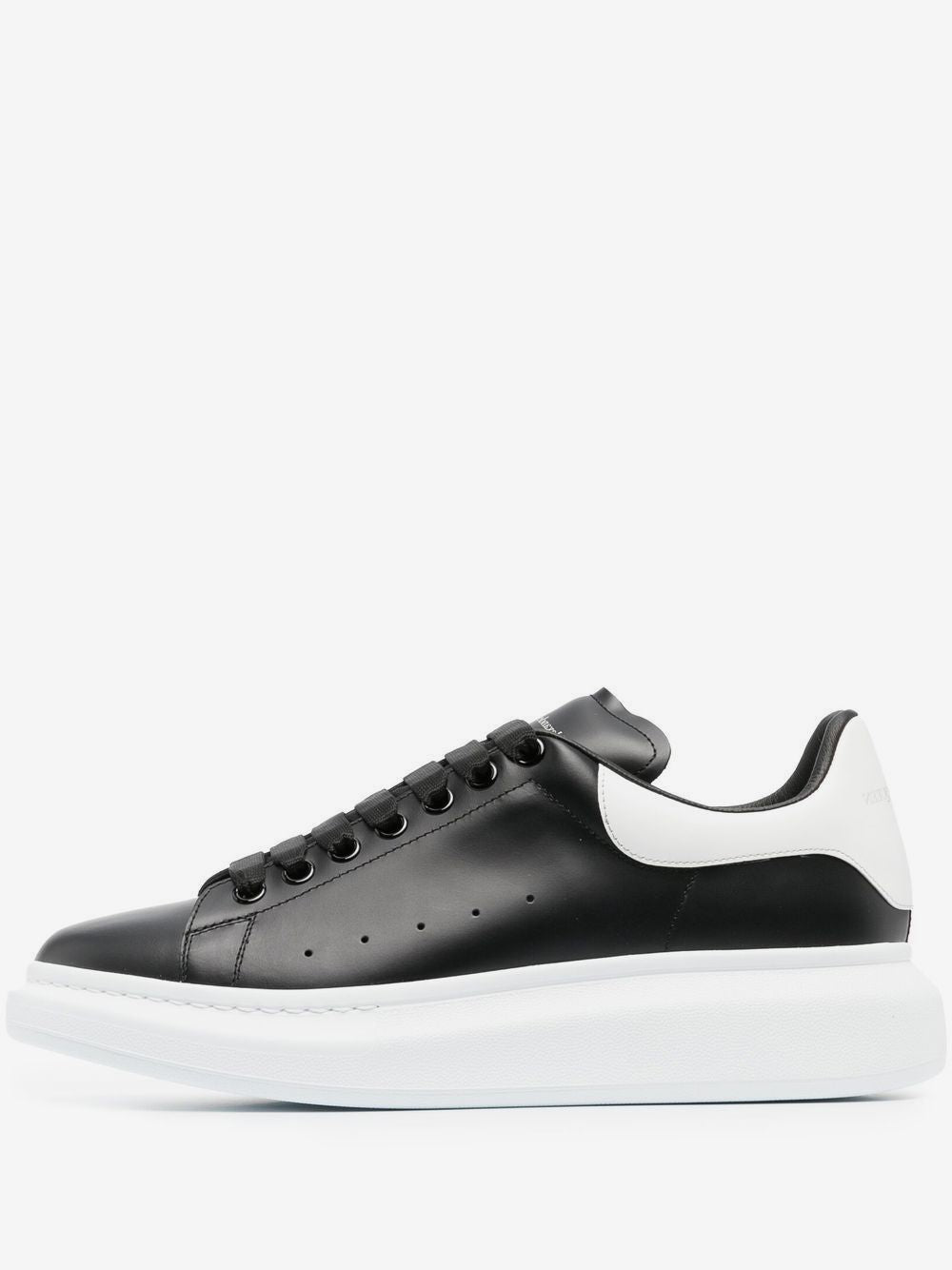 Alexander McQuee.n Sneakers With Card Bill carry Bag & Og Box