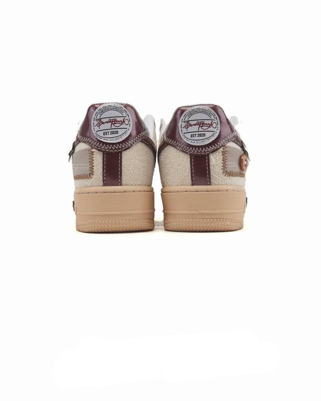 Nike_Airforce_1_X_Panda_Prank_Incoming_Letter