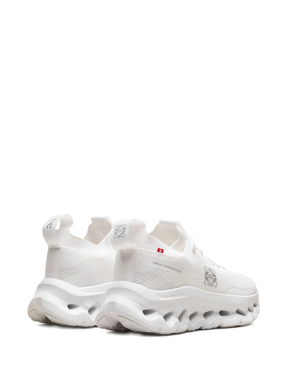 Loewe X On Cloud Tilt White