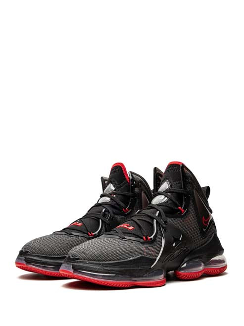 Nikee Lebron 19 Fresh Bread