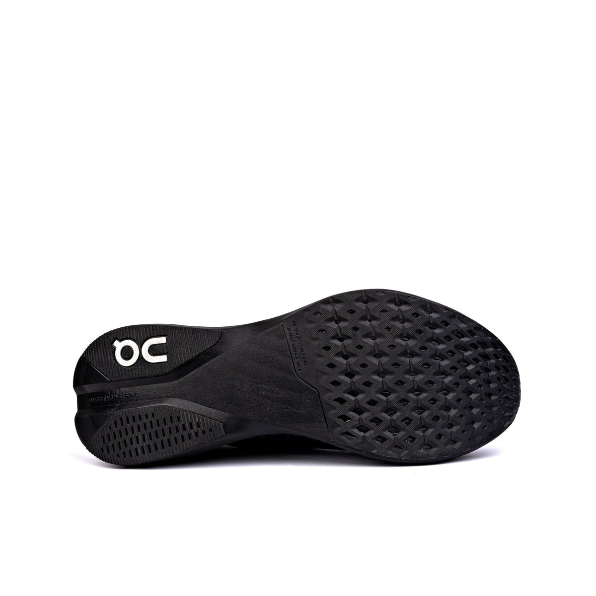 On Cloudboom Strike LS black