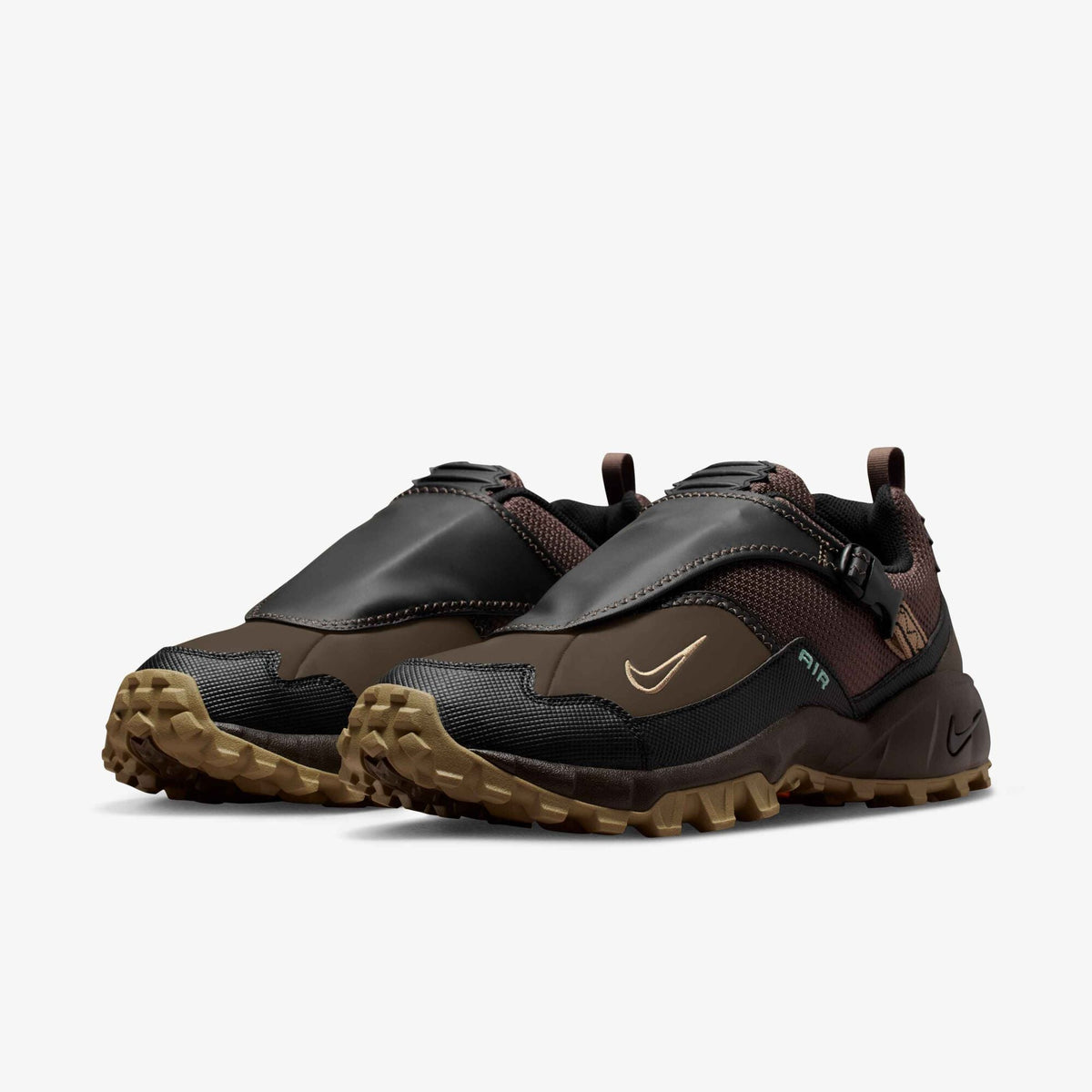 Nikee ACG Phassad Baroque Brown Black khaki