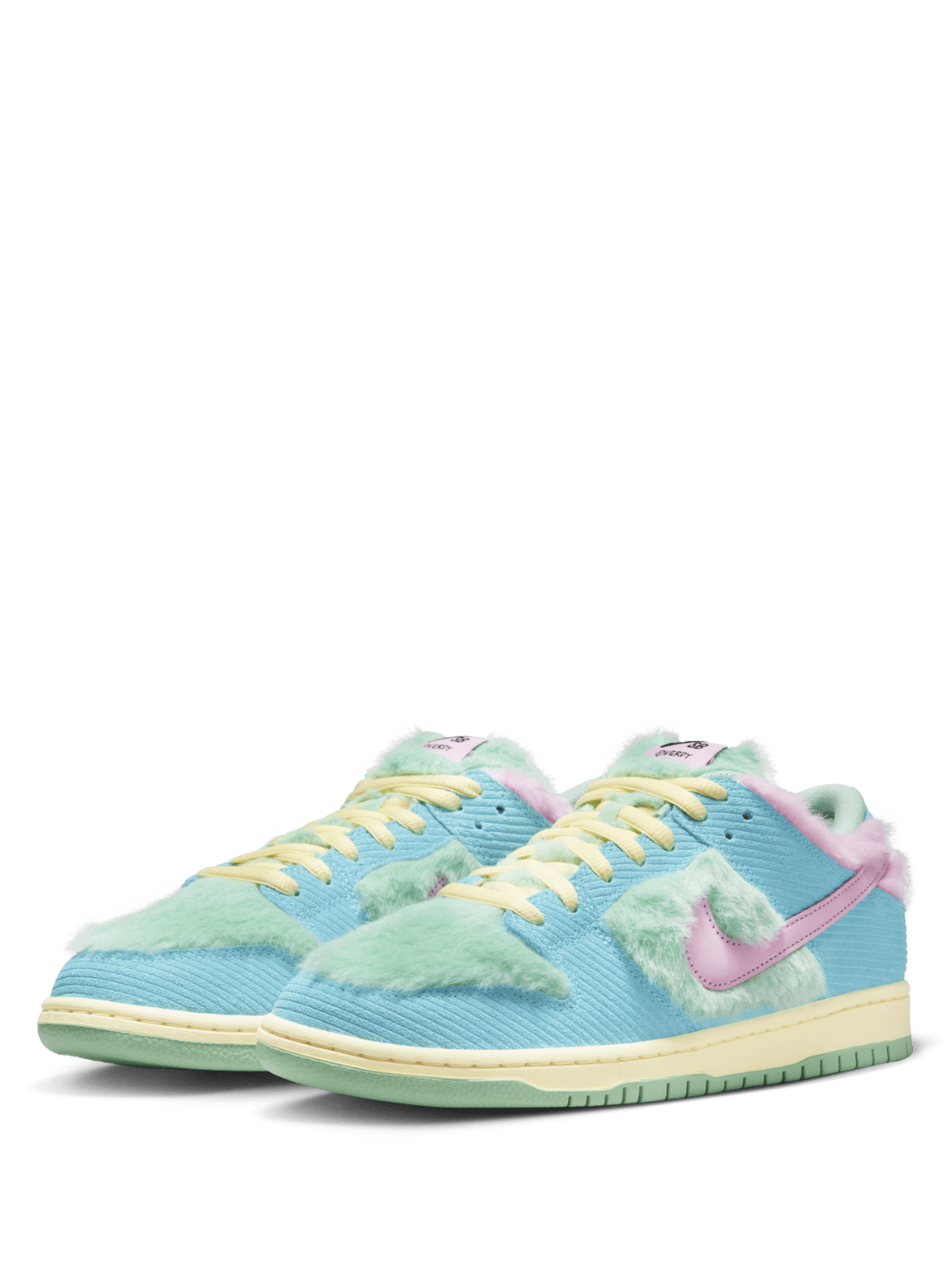 Nikee Sb Dunk Low x Verdy Visty With Keychain