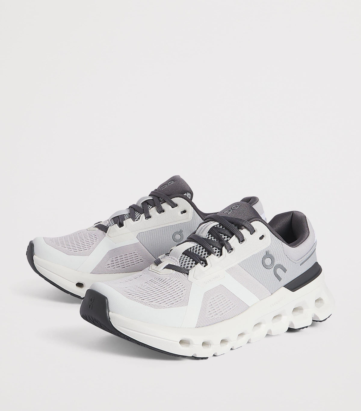 on cloud Cloudrunner 2 White-Frost