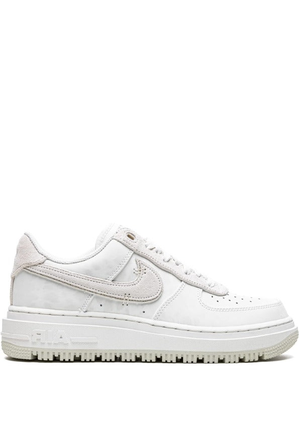 Nikee airforce 1 luxe summit white