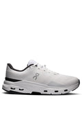 On Cloudpulse 2 WhiteBlack