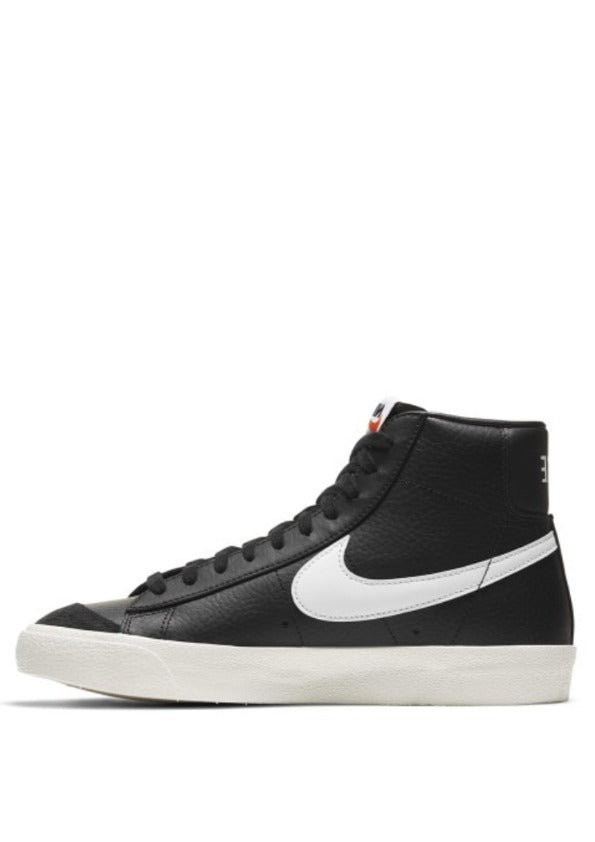 Nikee Blazer Phantom High Black White