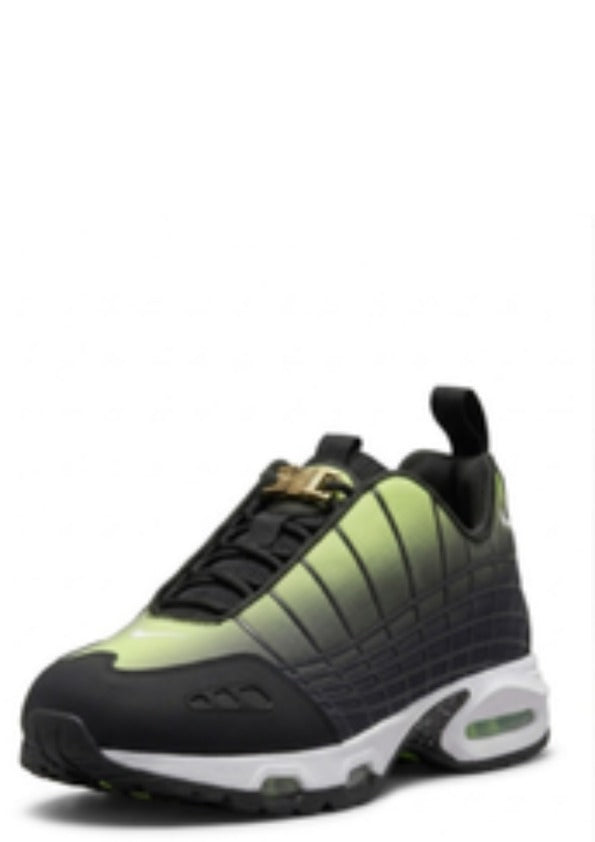 Nikee_airmax_sanders