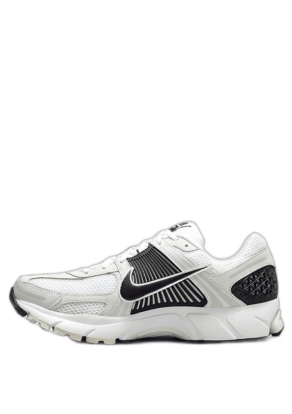 Nikee Zoom Vomero 5 White Black 6060
