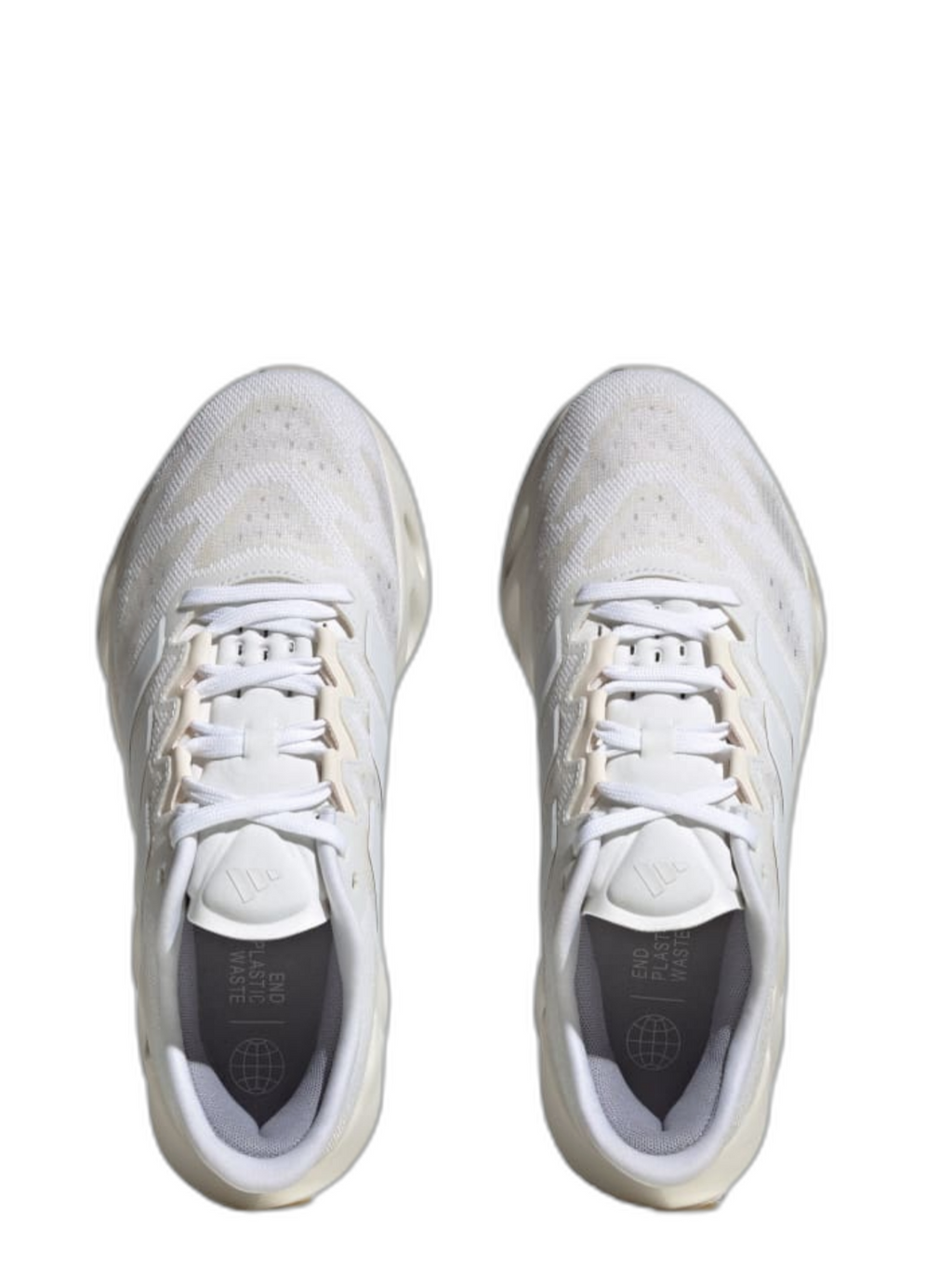 addidass switch fwd WHITE