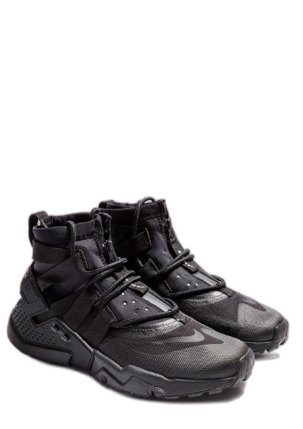 Nikke Huarache Gripp Gs Triple Black