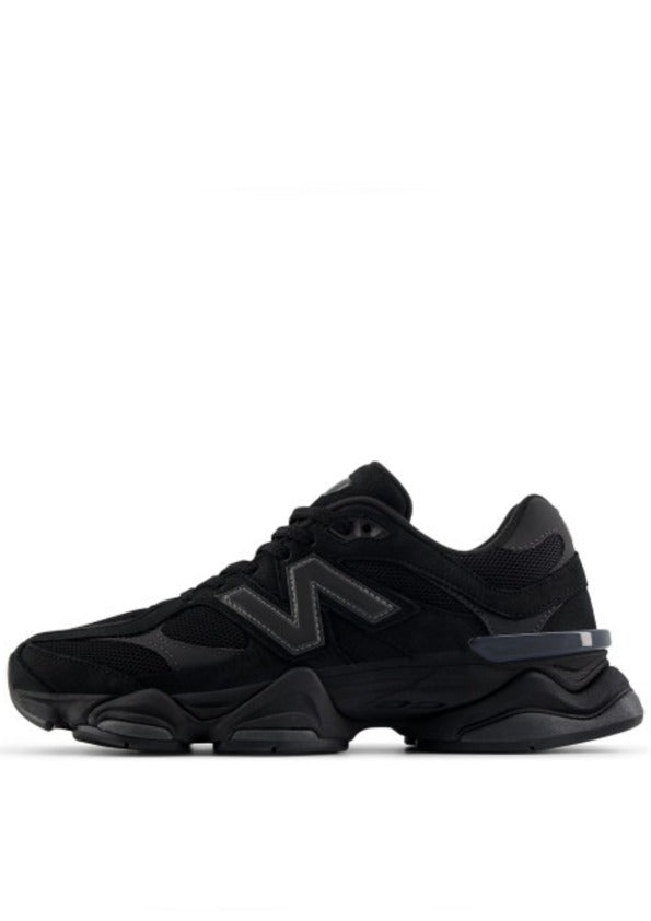 Neww balancee 9060 Black Cat