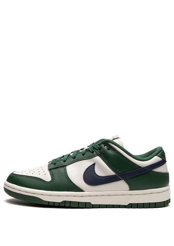 nikkee Sb dunk low Gorge Green midnight navy phantom