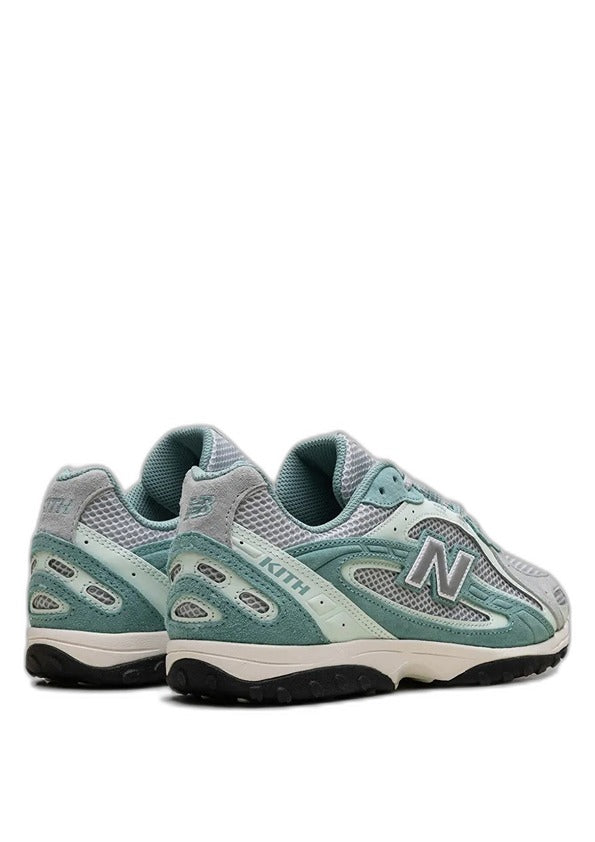 New Balancee 204L Kith Green Silver 2021