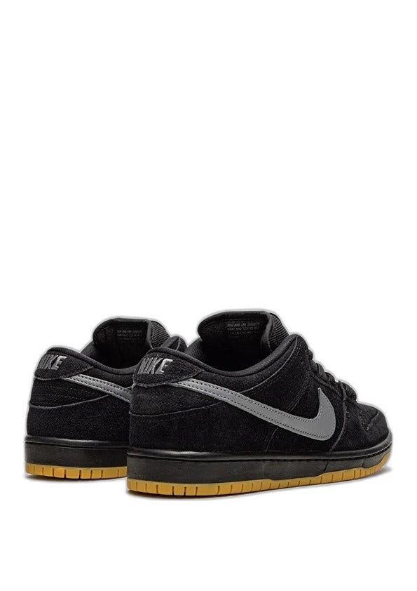 nikkee SB Dunk Low Fog Black Gum
