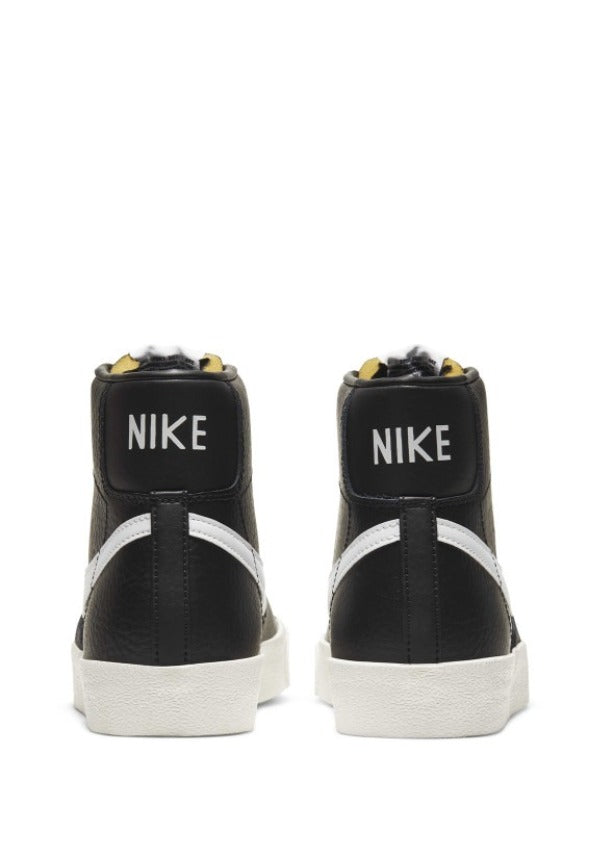 Nikee Blazer Phantom High Black White