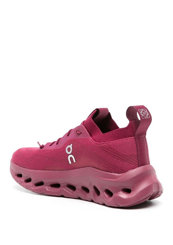 Loewe x Cloudtilt Beet Red 5004