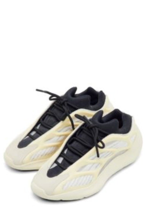 Adidass. Yeezy 700 V3 Azael