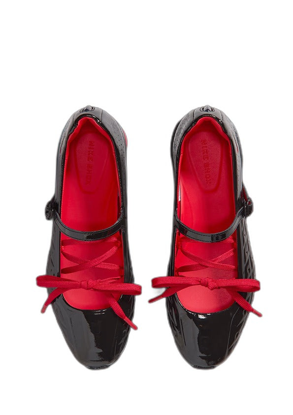 LABELHOOD x Nikee Shox Z Calistra Black University Red