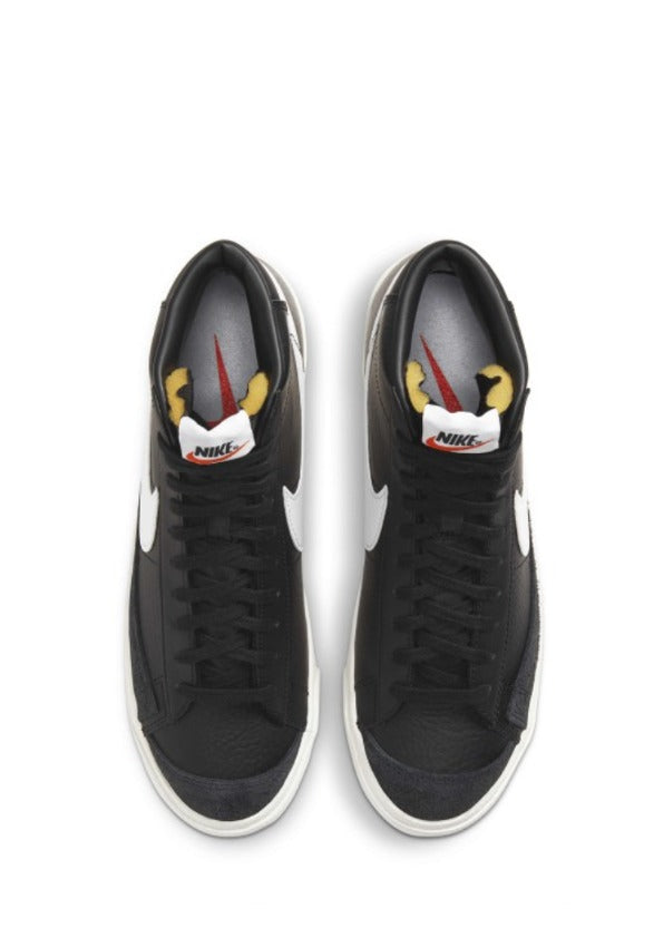 Nikee Blazer Phantom High Black White