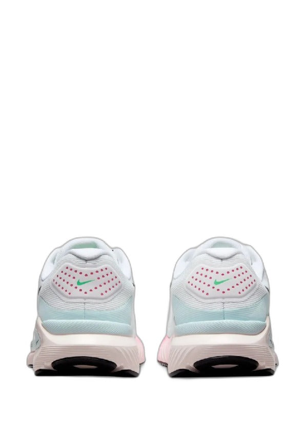 Nikee structure 26 womens 606