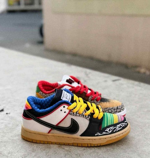 Nikee. SB Dunk Low What The Paul