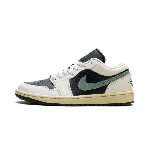 Nikee Air Jordan Retro 1 Low Jade Smoke