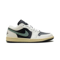 Nikee Air Jordan Retro 1 Low Jade Smoke