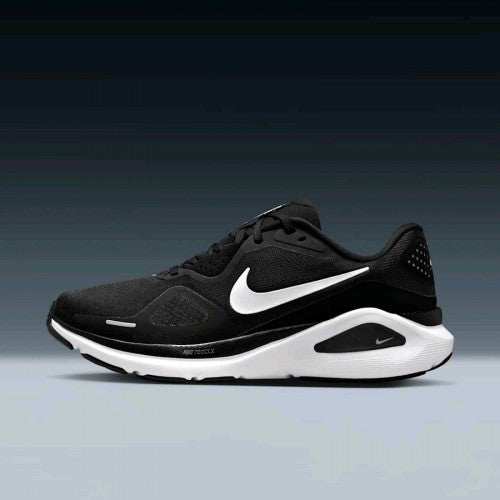 Nikee Running Structure 26 trainers in black and white