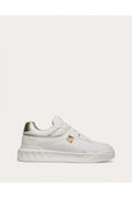 valentinoo garvani rockstud low top sneakers