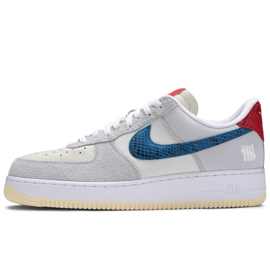 Nikee AirForce 1 Low SP Undefeated