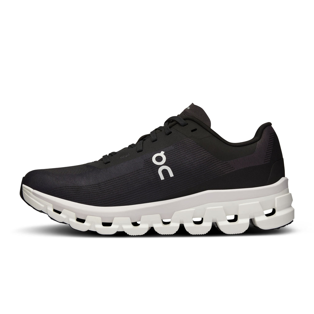 On Cloudflow 4 Low Top Black